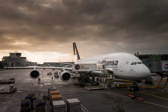 Frankfurt Airport : Lufthansa Airbus A380: 2015-02-08